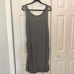 Liz Lange maternity striped dress